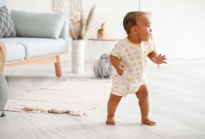 Pirufin - Cuando se le empieza a poner zapatos a los bebés