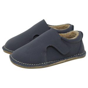 Zapatos respetuosos niños invierno Piruflex en azul, piel con doble velcro, vista lateral
