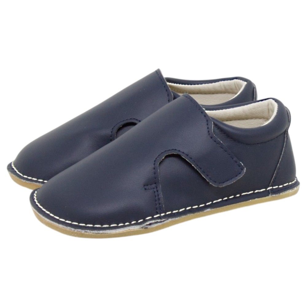 Zapatos respetuosos niños invierno Piruflex en marino, microfibra con velcro, vista lateral