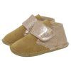 Botines respetuosos niña invierno en piel con forro de pelo — Dorado Botines respetuosos niña invierno Piruflex en dorado, piel con velcro, vista lateral